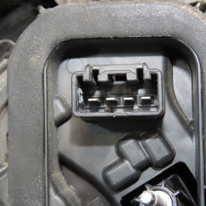 Feu arrière gauche occasion FORD CMAX II Phase 1 09-2010->09-2015 1.6 TDCI 115ch 1767530 3