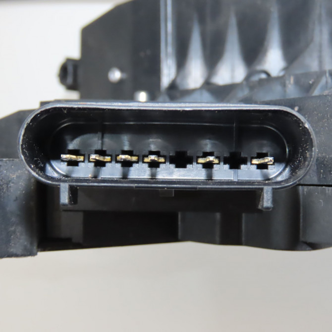 Serrure porte arg occasion FORD CMAX II Phase 1 09-2010->09-2015 1.6 TDCI 115ch 2095157 5