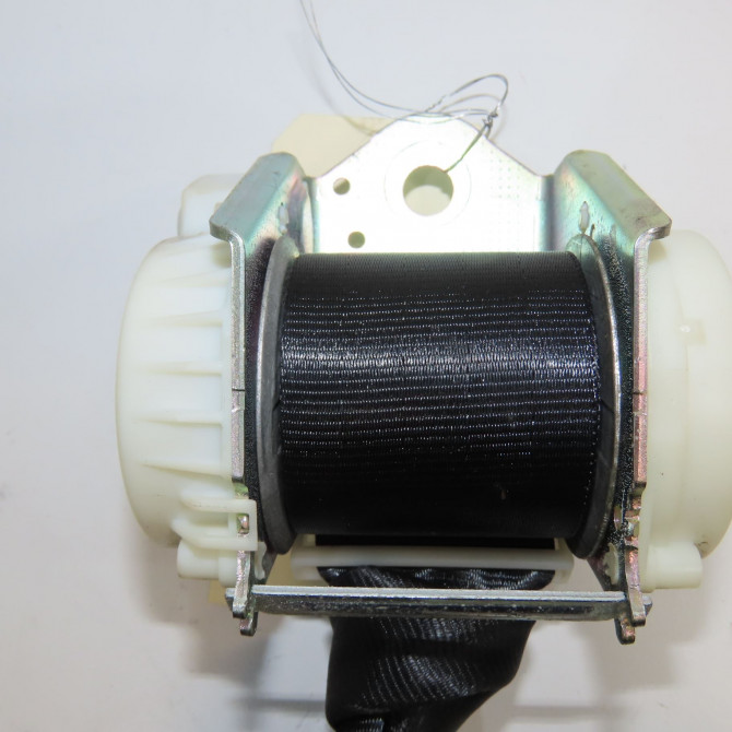 Ceinture arrière gauche occasion FORD CMAX II Phase 1 09-2010->09-2015 1.6 TDCI 115ch 1917299 2