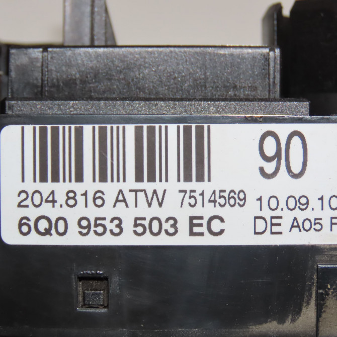 Bloc commodos occasion VOLKSWAGEN POLO V POLO V Phase 1 2009-09-01->2014-05-31 1.6 TDI 90 6Q0953513AG9B9 5