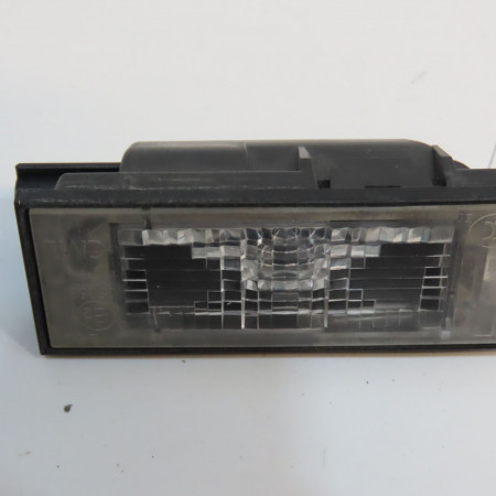 Eclaireur plaque de police g occasion RENAULT KADJAR Phase 1 06-2015->... 1.6 DCI 130ch 8200480127