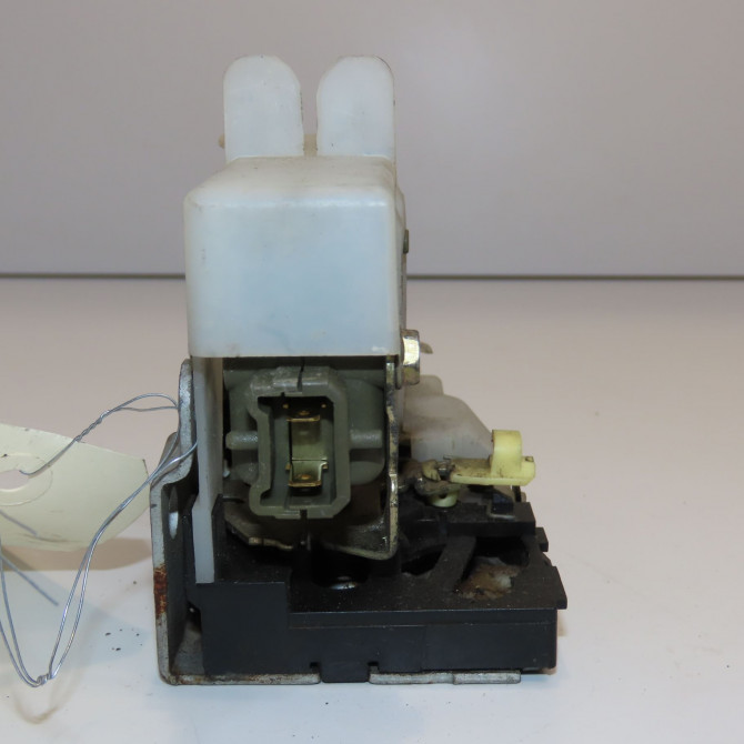 Serrure porte arg occasion RENAULT CLIO II Phase 2 06-2001->07-2006 1.4i 16v 8200350436 3