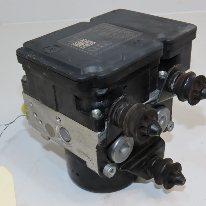 Unité hydraulique ABS occasion AUDI TT II Phase 1 09-2006->04-2010 2.0 TFSi 200ch 8J0614517BEF 2