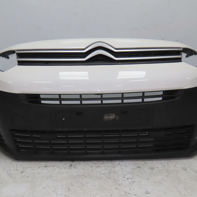 Pare-choc avant occasion CITROEN 146 Phase 1 04-1995->04-1999 1.6 BlueHDI 100ch 9816765680 1