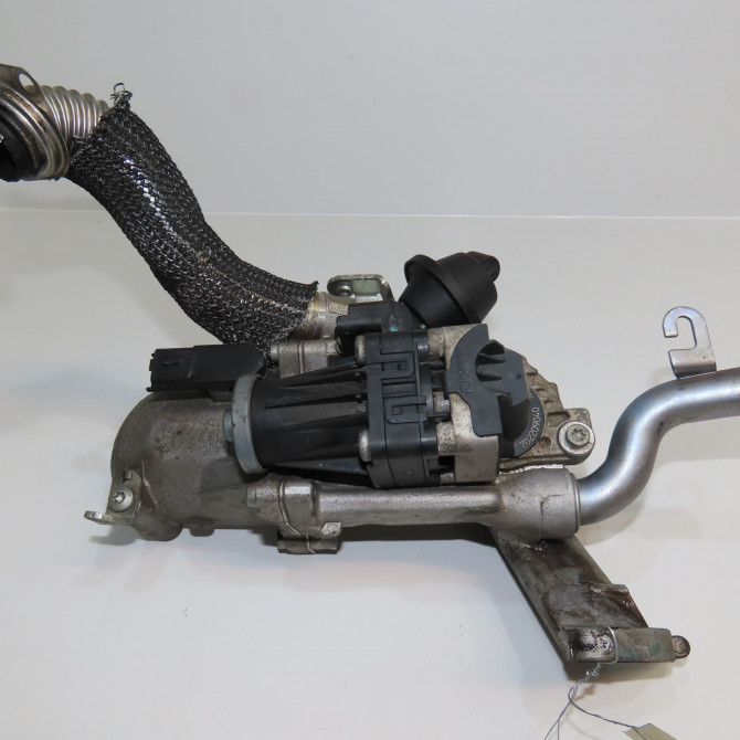 Vanne EGR occasion FORD CMAX II Phase 1 09-2010->09-2015 1.6 TDCI 115ch 1702178 1
