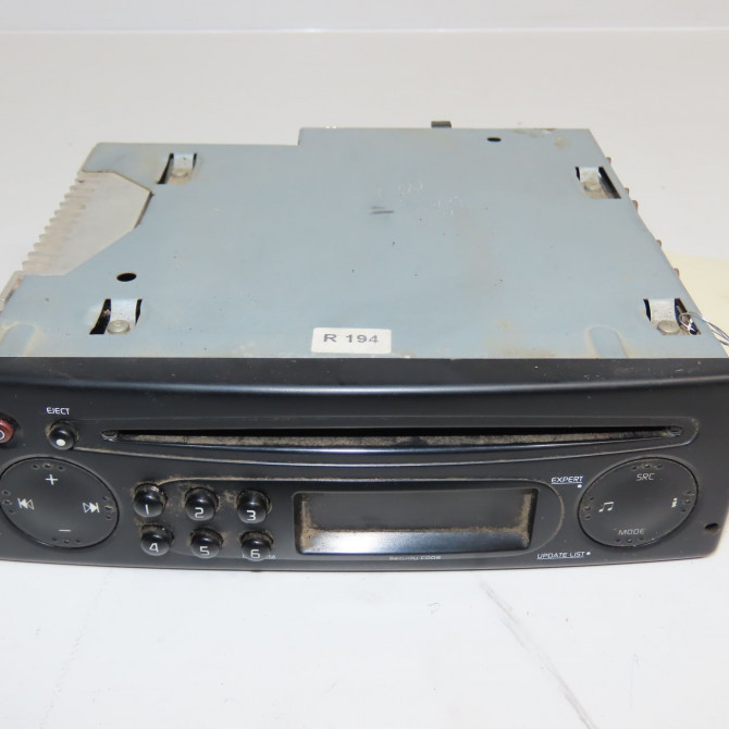 Autoradio occasion RENAULT KANGOO II Phase 1 01-2008->03-2013 1.5 DCI 70ch 8200633639 1