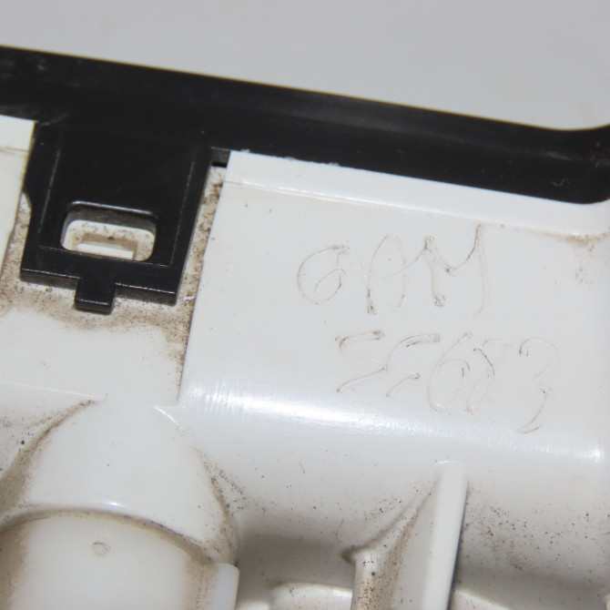 Commande de chauffage occasion RENAULT KANGOO II Phase 1 01-2008->03-2013 1.5 DCI 70ch 275704758R 5