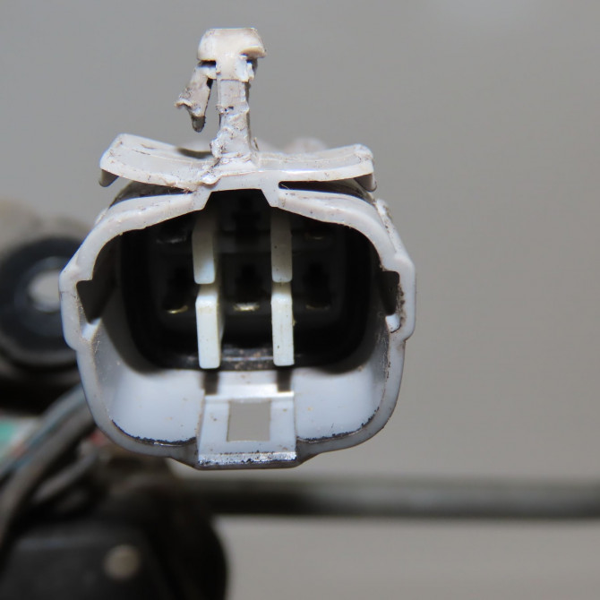 Moteur essuie-glace avant occasion SUZUKI SWIFT III Phase 1 03-2005->09-2011 1.3 VVT 3810063J60 3