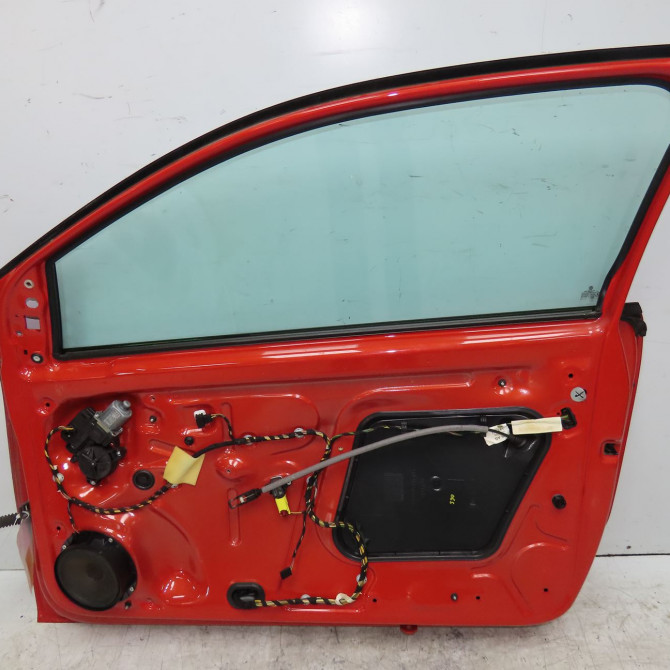 Porte avant droite occasion VOLKSWAGEN POLO V POLO V Phase 1 2009-09-01->2014-05-31 1.6 TDI 90 6R3831056J 2