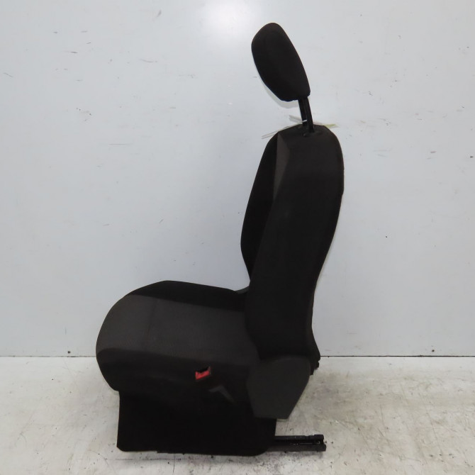 Siège avant droit occasion CITROEN 146 Phase 1 04-1995->04-1999 1.6 BlueHDI 100ch 9826416680 2