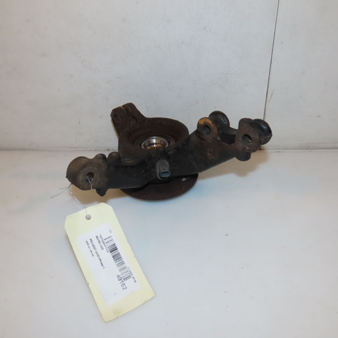 Moyeu avd occasion PEUGEOT 9822351880 1