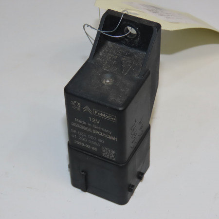 Boitier de préchauffage occasion OPEL 9803299780