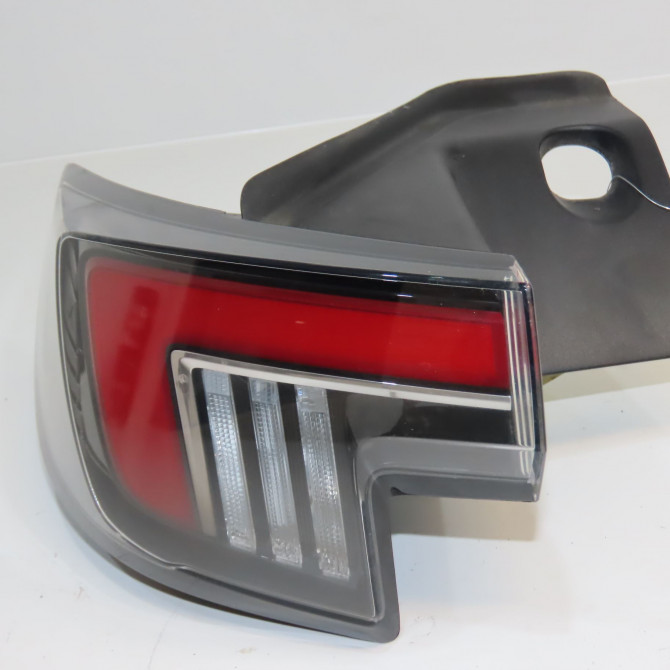 Feu arrière gauche occasion OPEL 9833721880 2