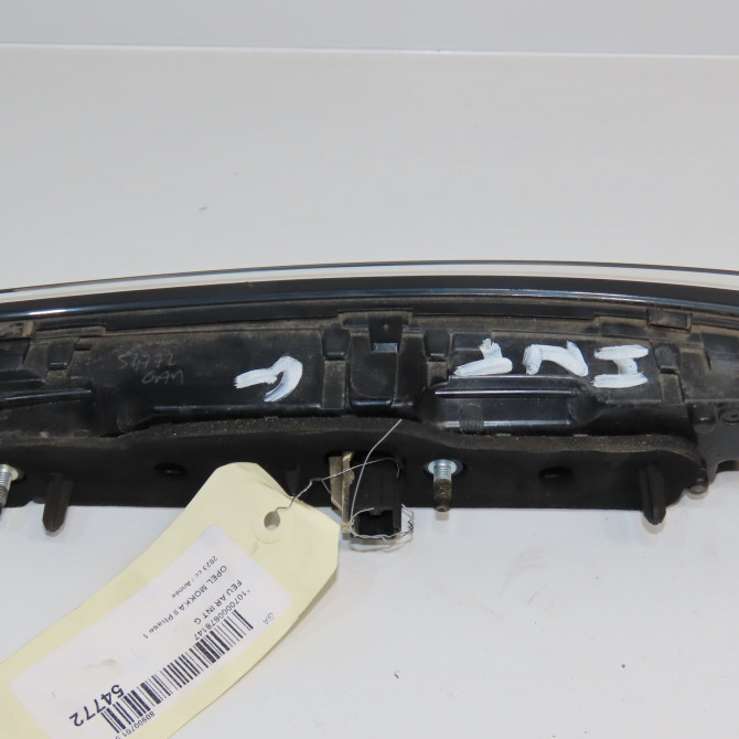 Feu arrière interieur gauche occasion OPEL 9833944480 2