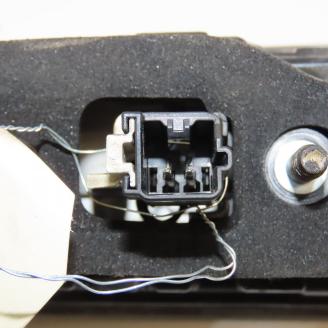 Feu arrière interieur gauche occasion OPEL 9833944480 3