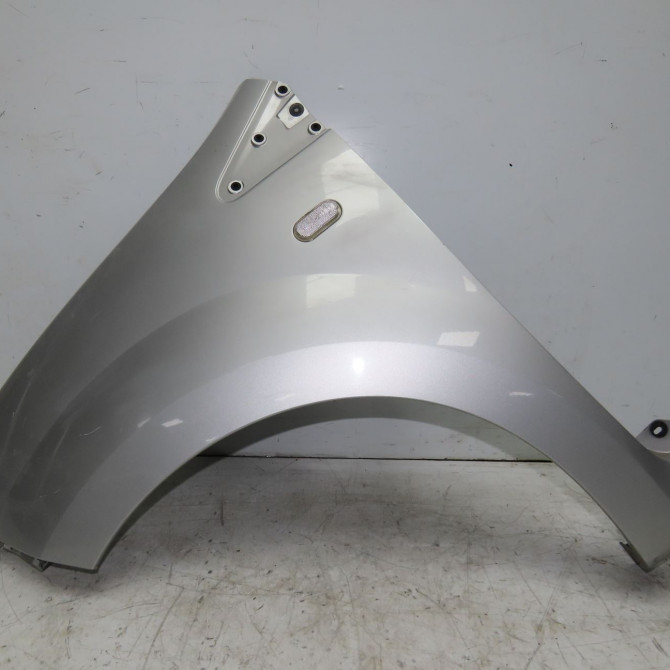 Aile avant gauche occasion RENAULT TWINGO II Phase 1 06-2007->11-2011 1.5 DCI 65ch 631017356R 1