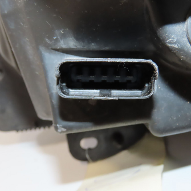 Phare droit occasion RENAULT CLIO II Phase 2 06-2001->07-2006 1.5 DCI 80ch 7701057658 3