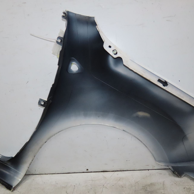 Aile avant gauche occasion RENAULT KANGOO II Phase 1 01-2008->03-2013 1.5 DCI 75ch 631011587R 2