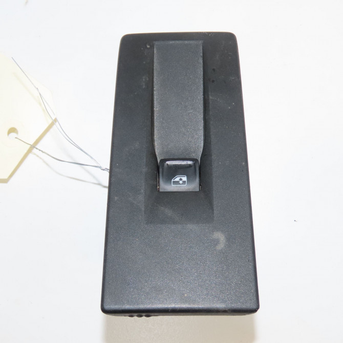 Commande lève-glace porte avant droite occasion VOLKSWAGEN 146 Phase 1 04-1995->04-1999 2.0 TDI 177ch 5G0959855KWHS 1