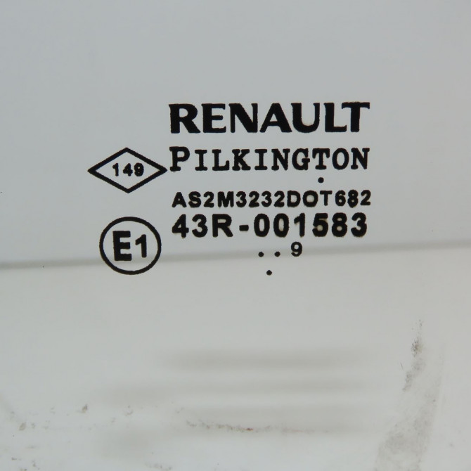 Glace porte av g occasion RENAULT TWINGO II Phase 1 06-2007->11-2011 1.2i 16v 75ch 8200385968 2