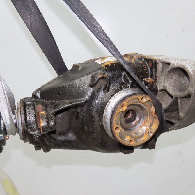 Pont arriere occasion B.M.W. SERIE 1 I Phase 1 01-2007->07-2011 118d 143ch 33107566170 2