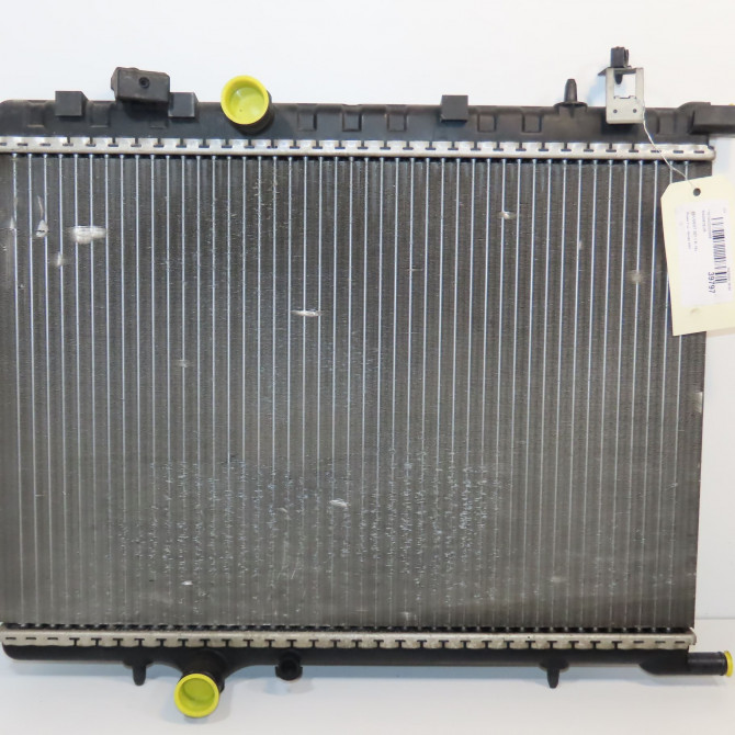 Radiateur occasion PEUGEOT 307 Phase 1 04-2001->06-2005 1.6i 16v 1330Y6 2