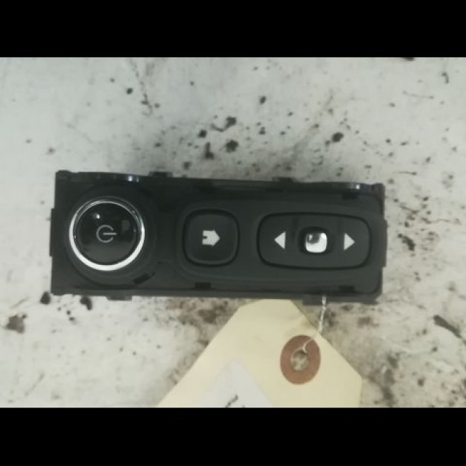 Autoradio occasion RENAULT CLIO IV Phase 1 07-2012->... 1.5 DCI 75ch 281151863R 1