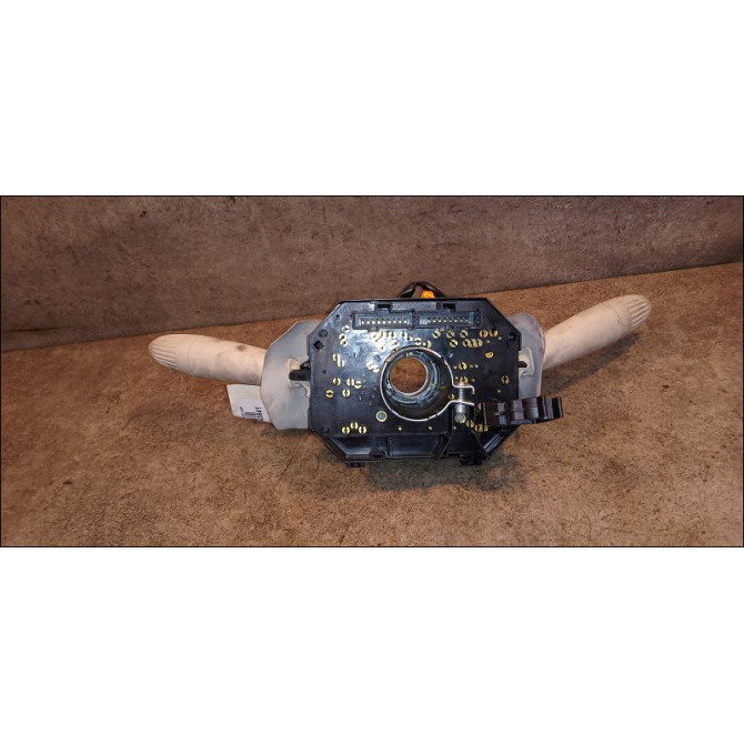 Bloc commodos occasion FIAT 500 II 500 II Phase 1 2007-07-01->2016-03-31 1.2i 69ch 735472464 2