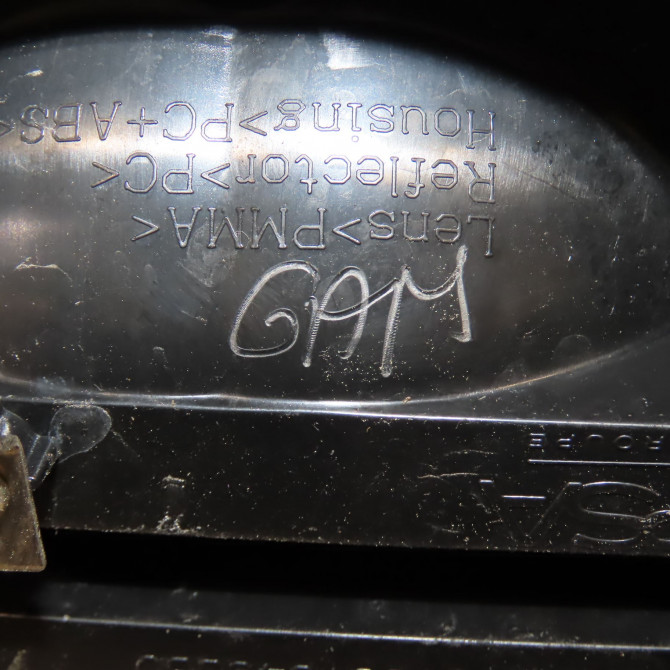 Feu arrière gauche occasion CITROEN 9851162080 5