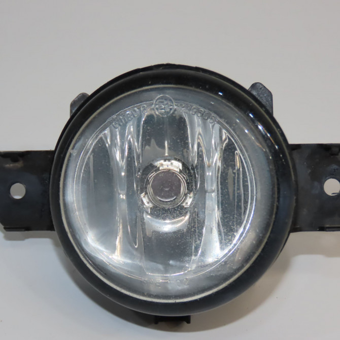 Phare antibrouillard avant droit occasion RENAULT CLIO II Phase 2 06-2001->07-2006 1.5 DCI 70ch 8200002470 1