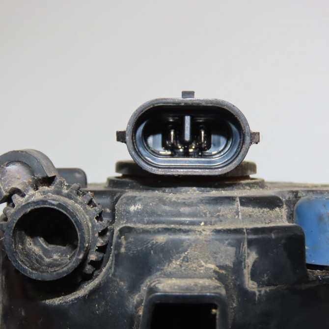 Phare antibrouillard avant droit occasion RENAULT CLIO II Phase 2 06-2001->07-2006 1.5 DCI 70ch 8200002470 3