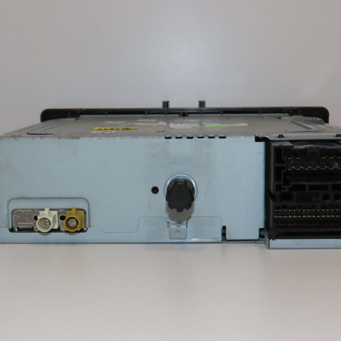 Autoradio occasion RENAULT SCENIC III Phase 2 12-2011->03-2013 1.6 DCI 130ch 281152620R 2