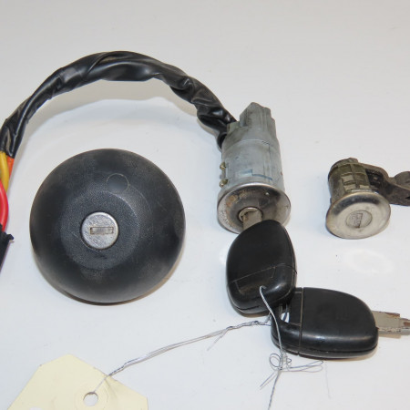 Kit serrures + antivol occasion RENAULT CLIO II Phase 2 06-2001->07-2006 1.5 DCI 70ch