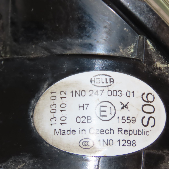 Phare antibrouillard avant gauche occasion AUDI A3 II Phase 1 06-2003->06-2008 2.0 TDi 140ch 8P0941699A 4