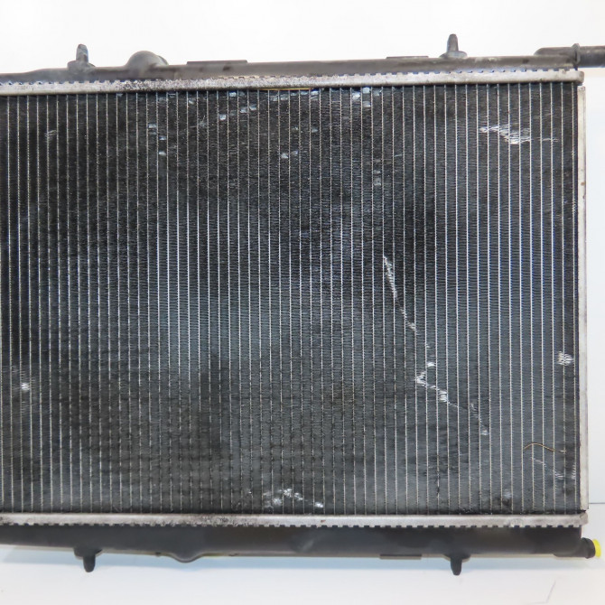Radiateur occasion CITROEN XSARA PICASSO Phase 2 02-2004->12-2010 1.6i 16v 9835996080 2