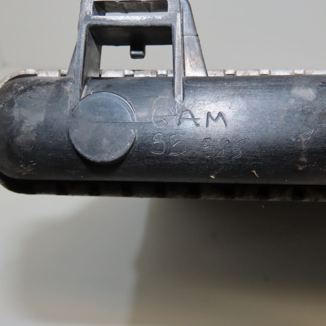 Radiateur occasion  1330P9 4