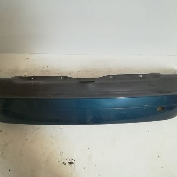 Pare-choc arrière occasion RENAULT CLIO II Phase 1 03-1998->06-2001 7701470812 1