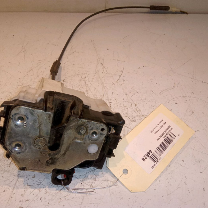 Serrure porte avg occasion FIAT 500 II 500 II Phase 1 2007-07-01->2016-03-31 1.2i 69ch 52191863 1