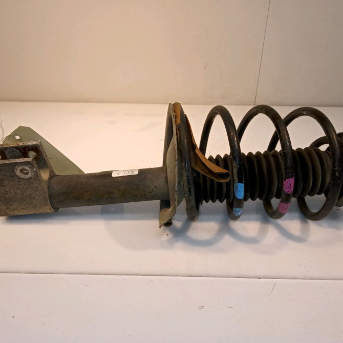 Amortisseur avant droit occasion PEUGEOT 307 Phase 1 04-2001->06-2005 2.0i 16v 138ch 5202CZ 2