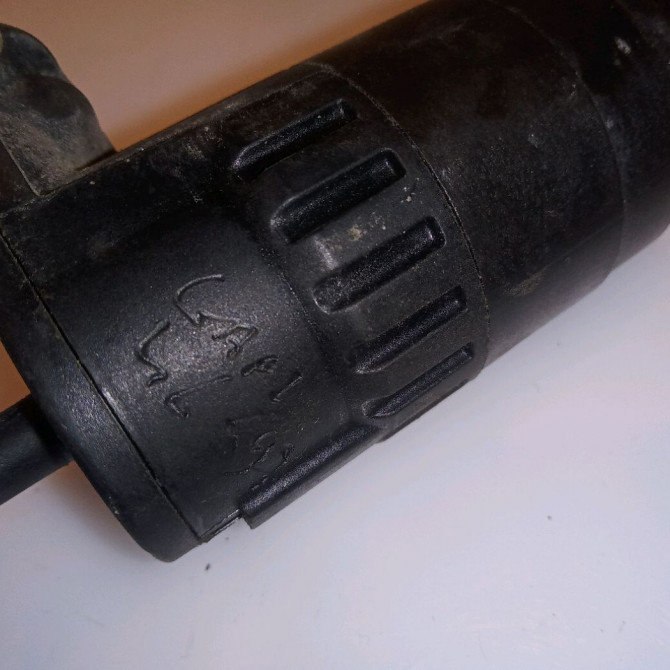 Pompe lave-glace avant occasion FIAT PANDA III Phase 1 01-2012->... 1.2i 69ch 71740942 4