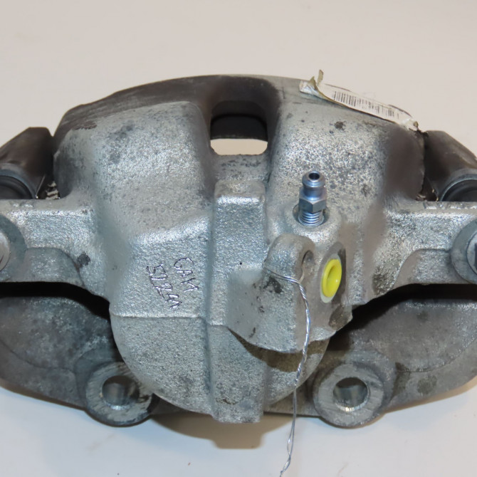 Etrier de frein avant droit occasion  1648321680 3