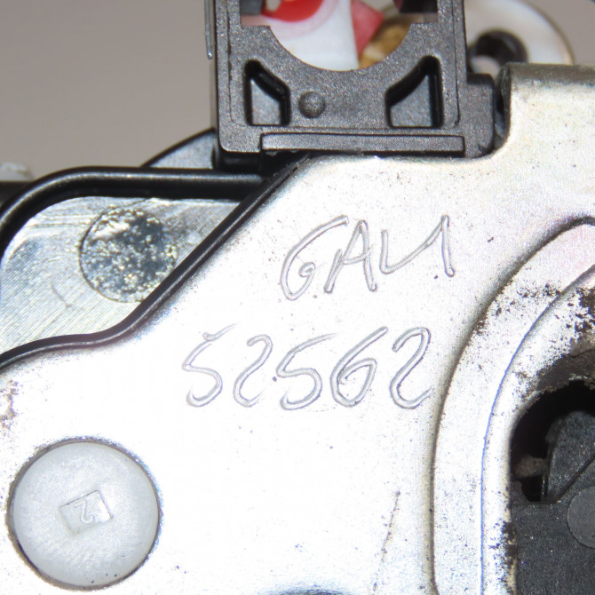 Serrure porte avg occasion FIAT 500 II Phase 1 04-1995->04-1999 1.4i 165ch 52191863 4