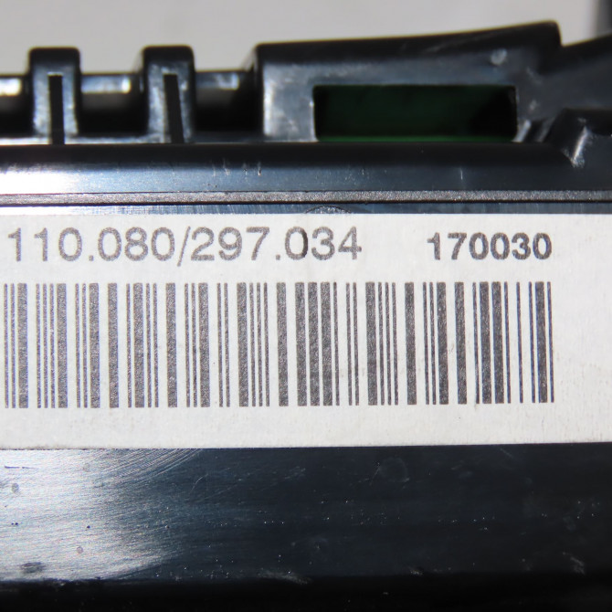 Compteur occasion AUDI A3 II Phase 1 06-2003->06-2008 1.9 TDi 8P0920931E 4