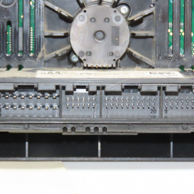 Commande de chauffage occasion AUDI A3 II Phase 1 06-2003->06-2008 1.9 TDi 8P0820043AG5PR 3