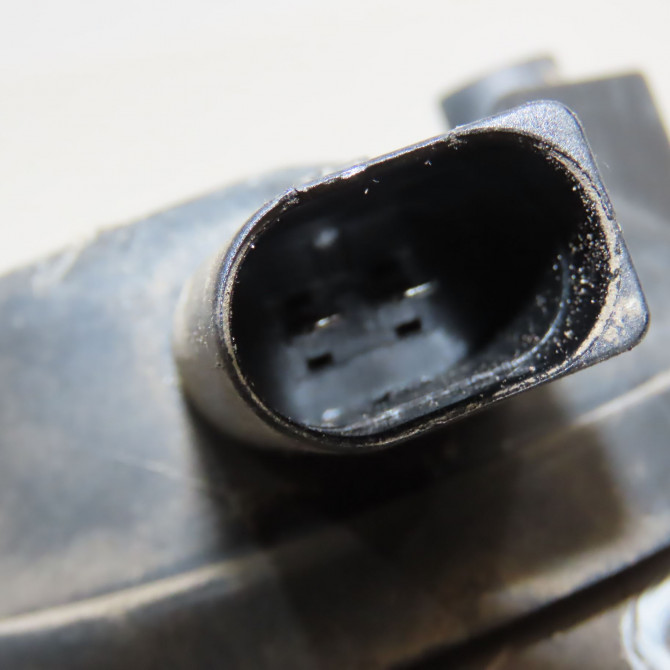 Phare antibrouillard avant gauche occasion AUDI A3 II Phase 1 06-2003->06-2008 1.9 TDi 8P0941699A 3