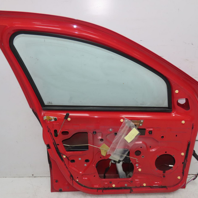 Porte avant gauche occasion DACIA SANDERO I Phase 1 06-2008->10-2012 1.4 MPI 75ch 801011499R 2