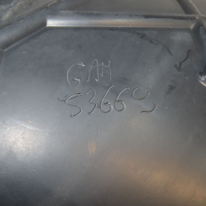 Pare-boue avant gauche occasion VOLKSWAGEN 146 Phase 1 04-1995->04-1999 2.0 TDI 177ch 7C0809957E 3