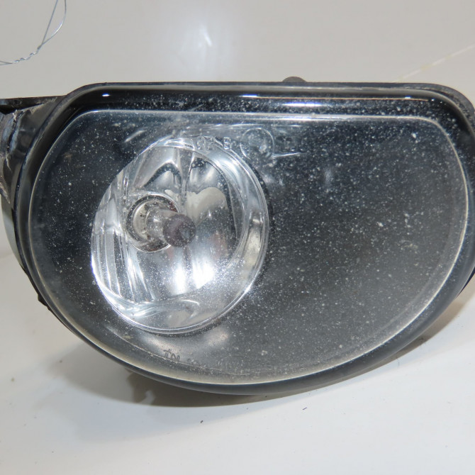 Phare antibrouillard avant droit occasion AUDI A3 II Phase 1 06-2003->06-2008 1.9 TDi 8P0941700A 1