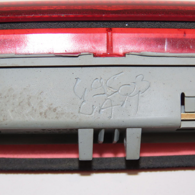 Feux stop supplementaire occasion  8P4945097C 3