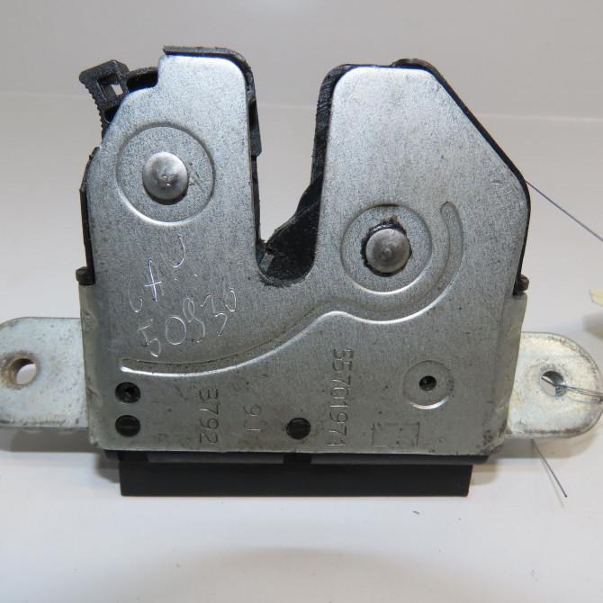 Serrure hayon occasion FIAT 500 II 500 II Phase 1 2007-07-01->2016-03-31 1.2i 69ch 52161765 1